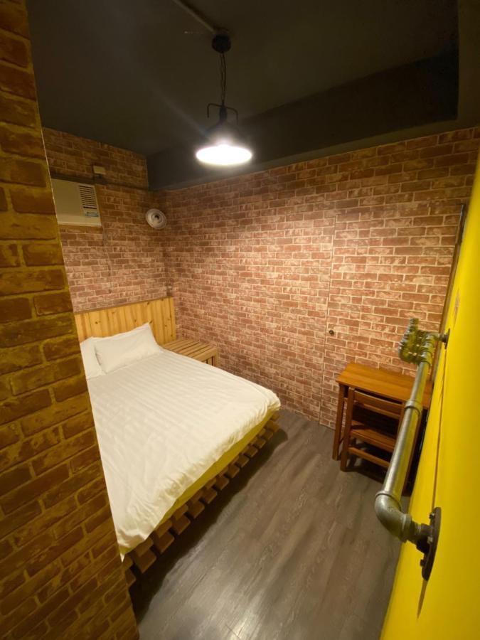 蜂巢膠囊旅店 - Hive B&B Hualien City Ngoại thất bức ảnh