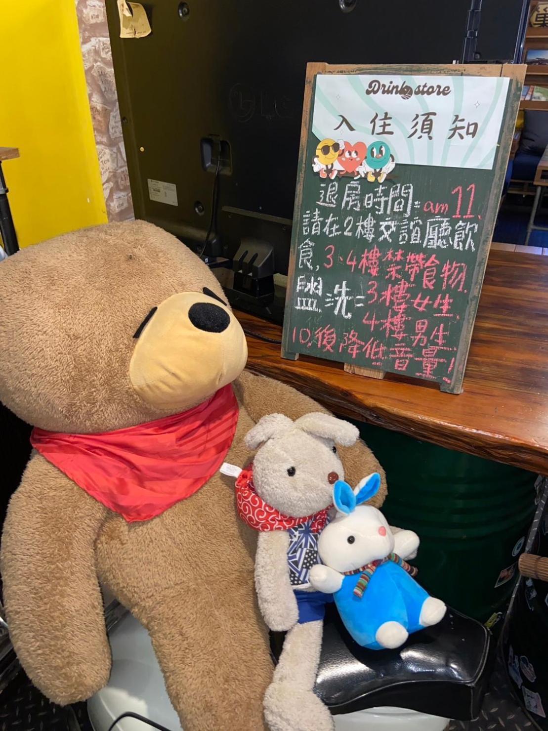 蜂巢膠囊旅店 - Hive B&B Hualien City Ngoại thất bức ảnh